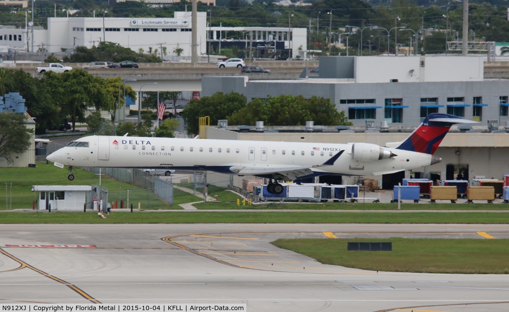 N912XJ, 2007 Bombardier CRJ-900ER (CL-600-2D24) C/N 15144, FLL spotting 2015