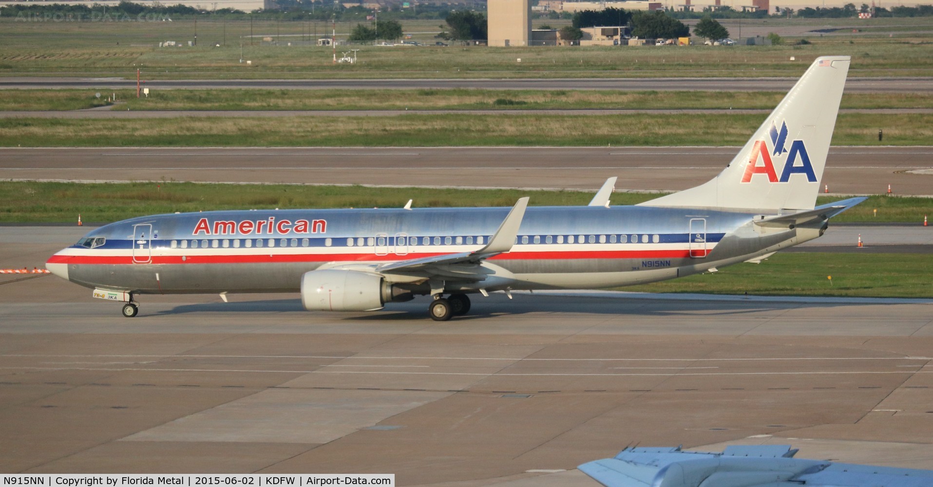 N915NN, 2013 Boeing 737-823 C/N 33227, DFW spotting 2015