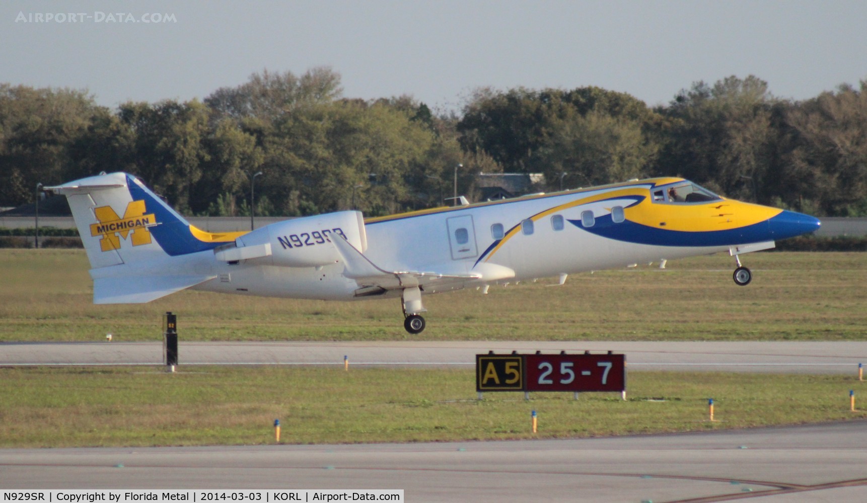 N929SR, 1998 Learjet Inc 60 C/N 144, ORL Spotting 2014
