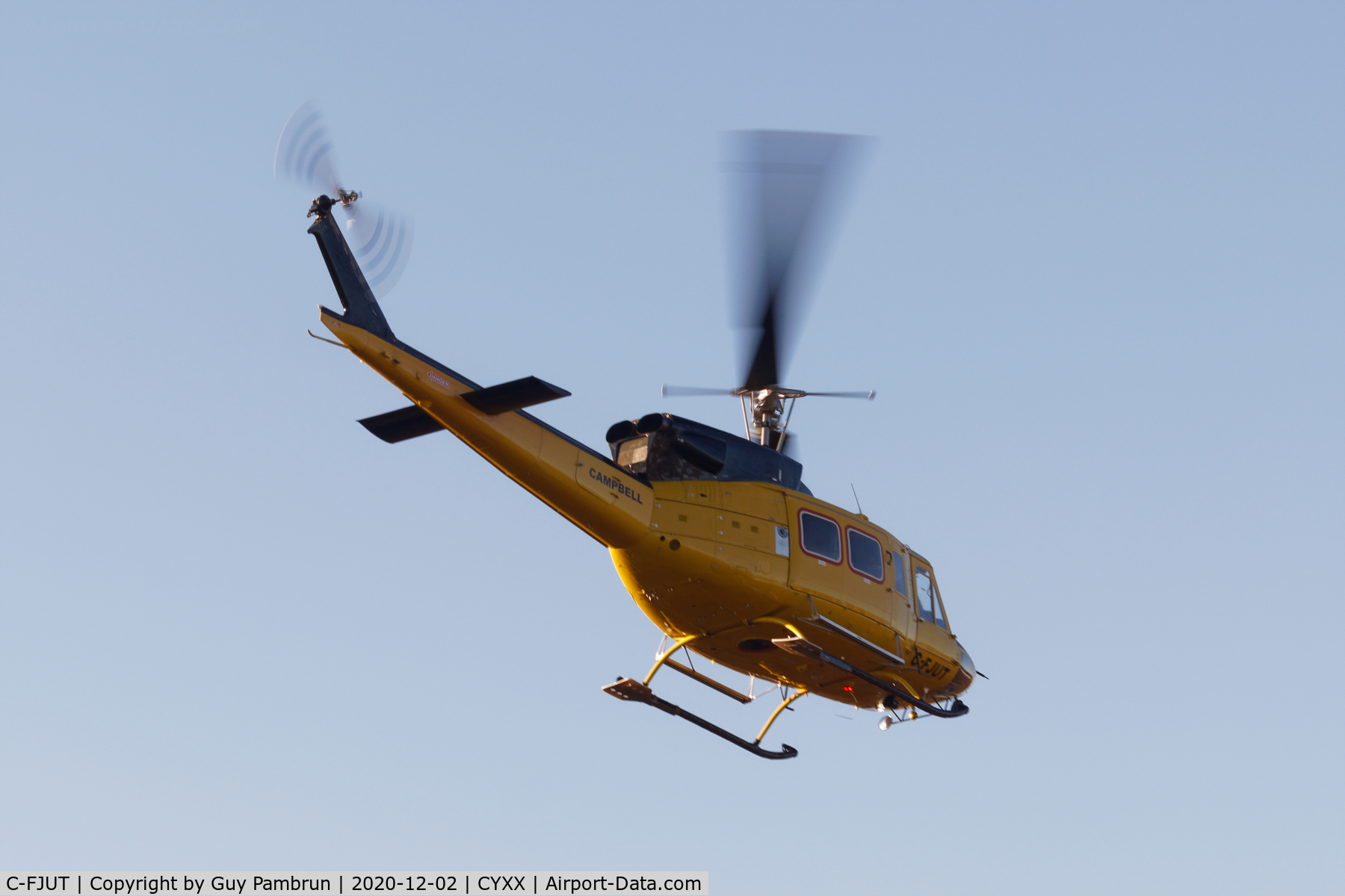 C-FJUT, 1976 Bell 212 C/N 30808, Landing