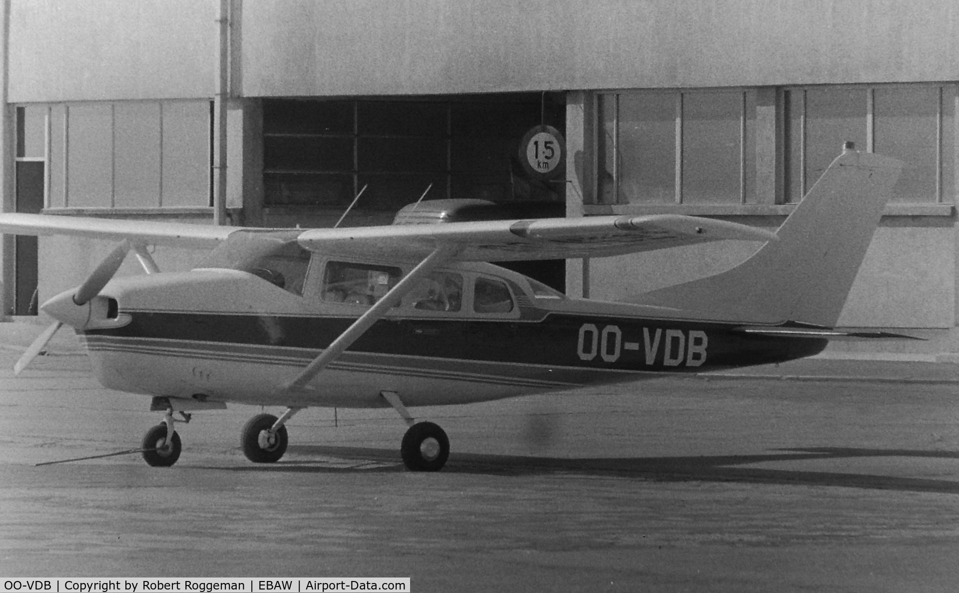 OO-VDB, 1965 Cessna 210F Centurion C/N 210-58726, 1964.