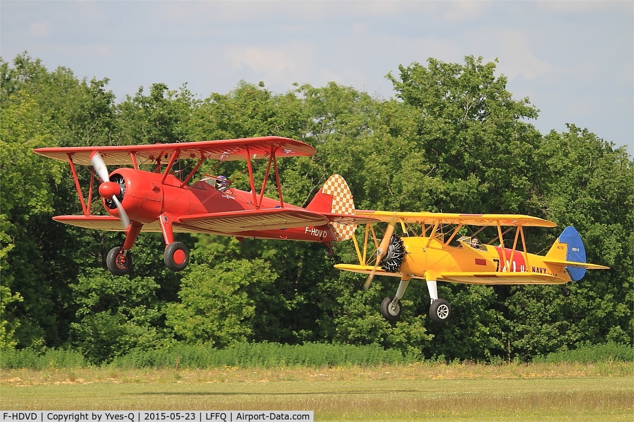 F-HDVD, 1940 Boeing A75N1 (PT-17) C/N 75-940, Boeing A75N1 (PT-17), Take off rwy 28, La Ferté-Alais (LFFQ) air show 2015