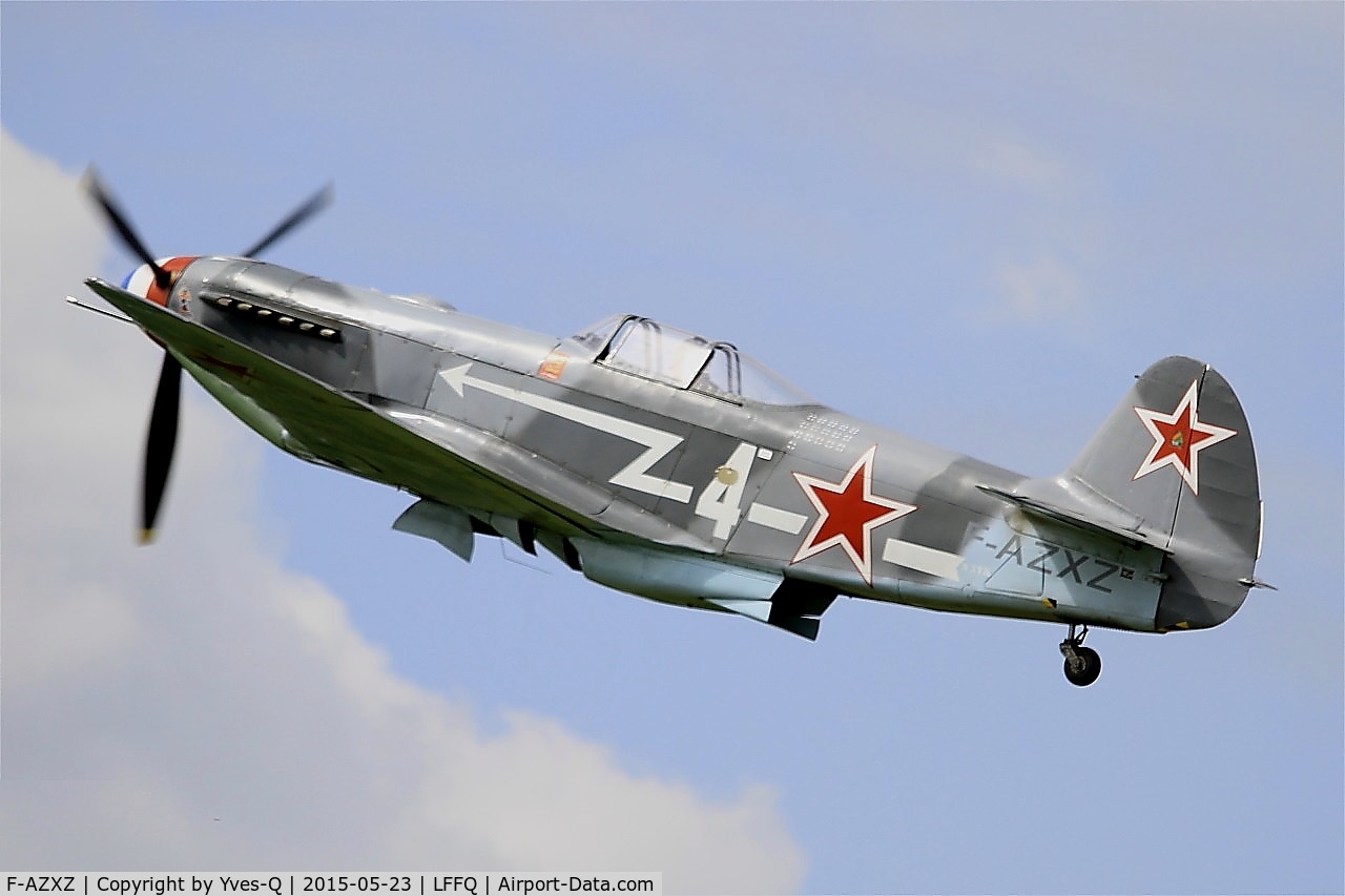 F-AZXZ, 1944 Yakovlev Yak-3UA Replica C/N Y337, Yakovlev YAK-3UA Replica, Take off rwy 28, La Ferté-Alais Airfield (LFFQ) Air show 2015