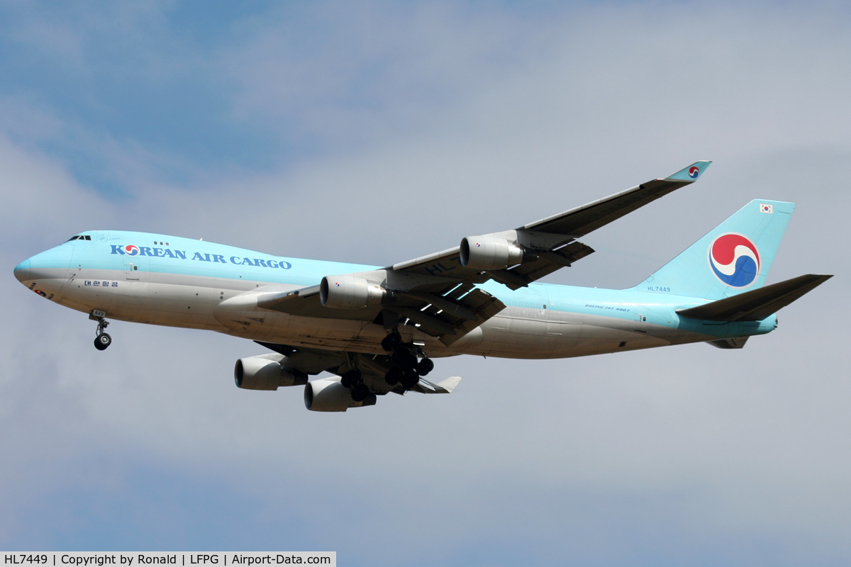 HL7449, 2000 Boeing 747-4B5F/SCD C/N 26411, at cdg
