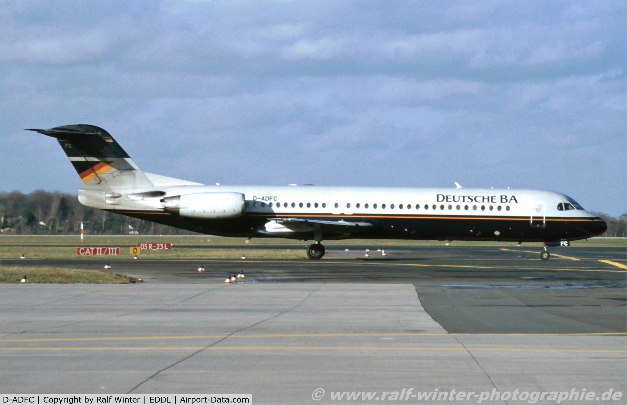 D-ADFC, 1990 Fokker 100 (F-28-0100) C/N 11315, Fokker 100 F28-100 - DI BAG Deutsche BA - 11315 - D-ADFC - 1995 - DUS