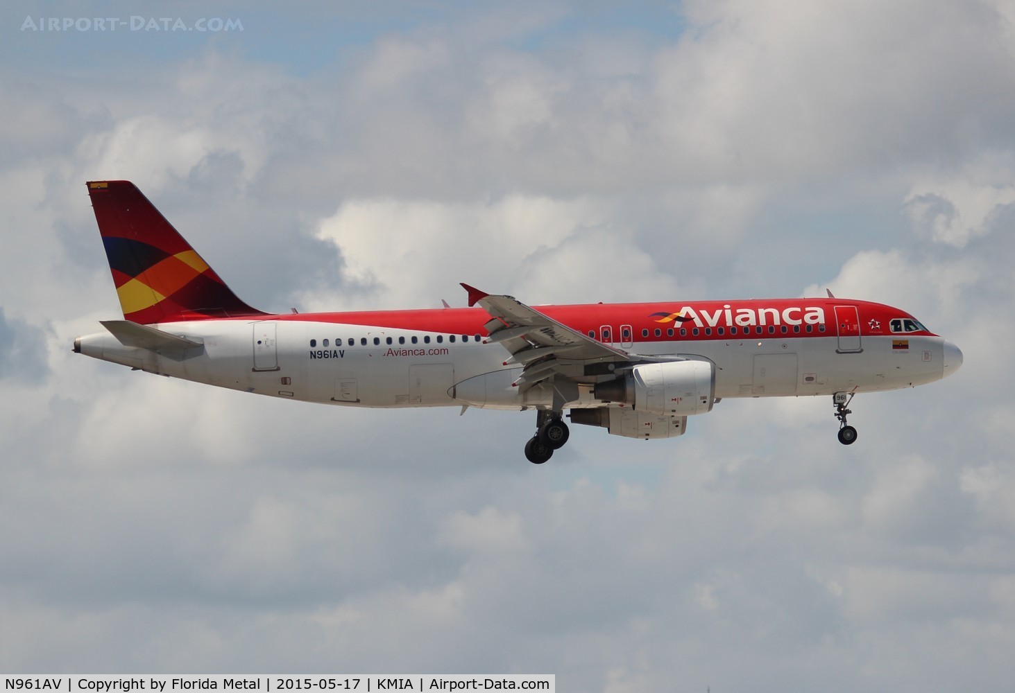 N961AV, 2009 Airbus A320-214 C/N 3961, MIA spotting 2015