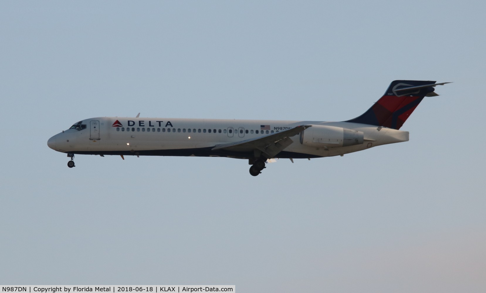 N987DN, 2000 Boeing 717-23S C/N 55064, LAX spotting 2018