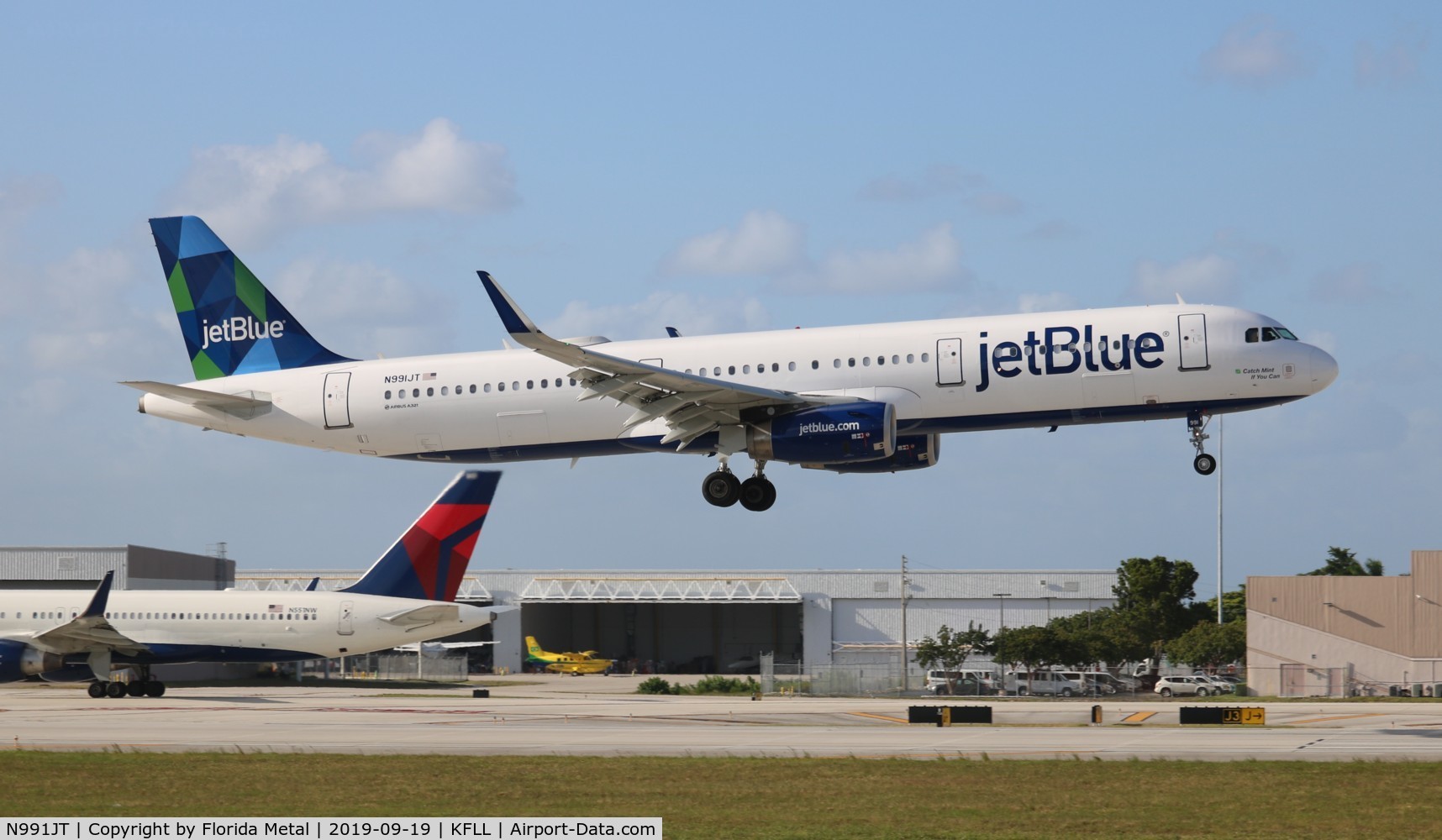 N991JT, 2017 Airbus A320-231 C/N 7994, FLL spotting 2019