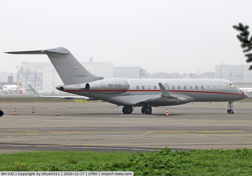 9H-VJU, 2015 Bombardier BD-700-1A10 Global 6000 C/N 9724, Parjed at the General Aviation area...