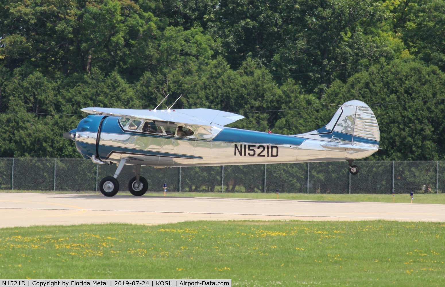 N1521D, 1952 Cessna 195A C/N 7743, EAA OSH 2019