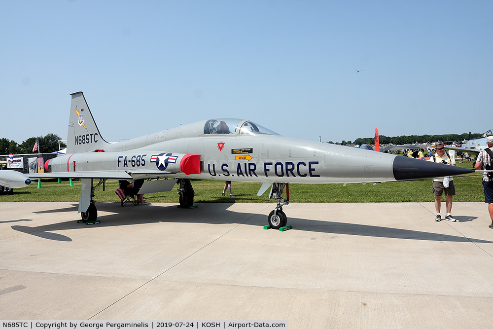 N685TC, 1968 Northrop RF-5A Freedom Fighter C/N 1009, Oshkosh 2019.