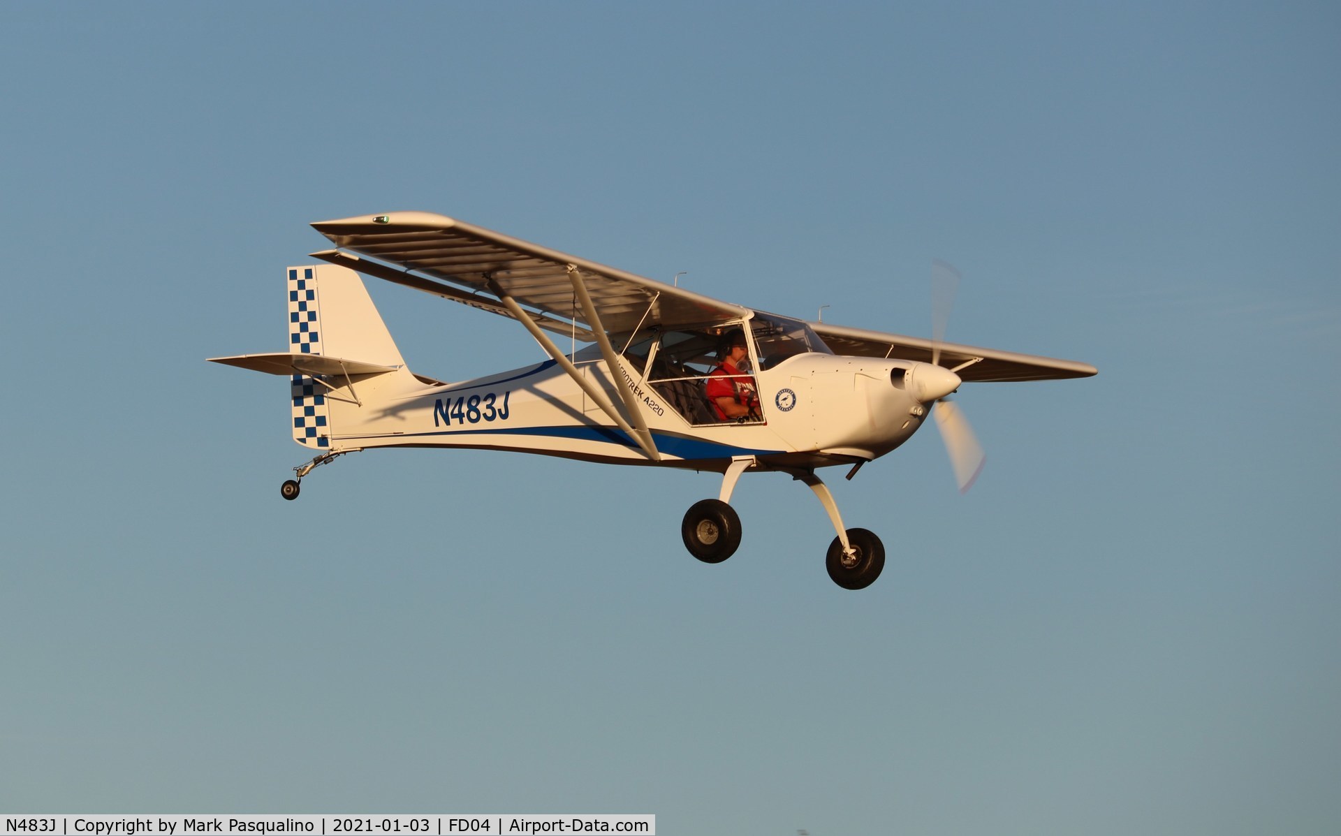 N483J, 2015 Aeropro CZ A220 C/N 45115, Aeropro CZ A220