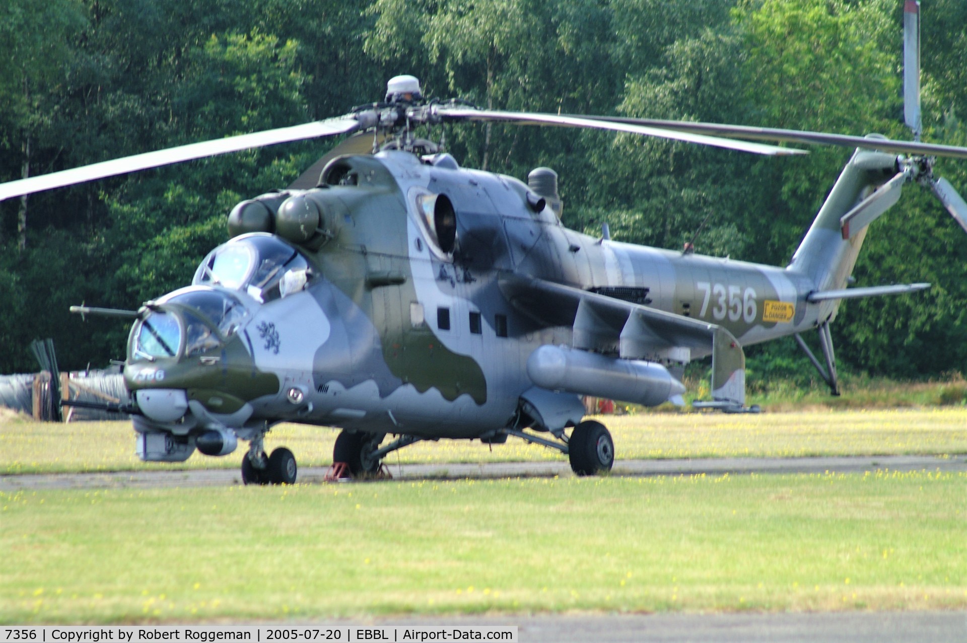 7356, Mil Mi-24V Hind E C/N 087356, OPEN DAY.