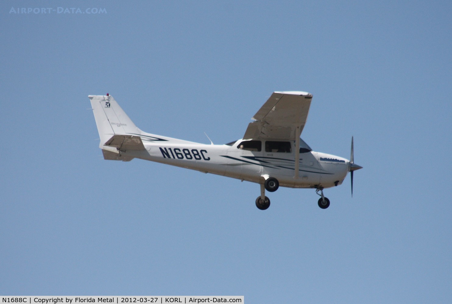 N1688C, 2007 Cessna 172S C/N 172S10612, ORL spotting 2012