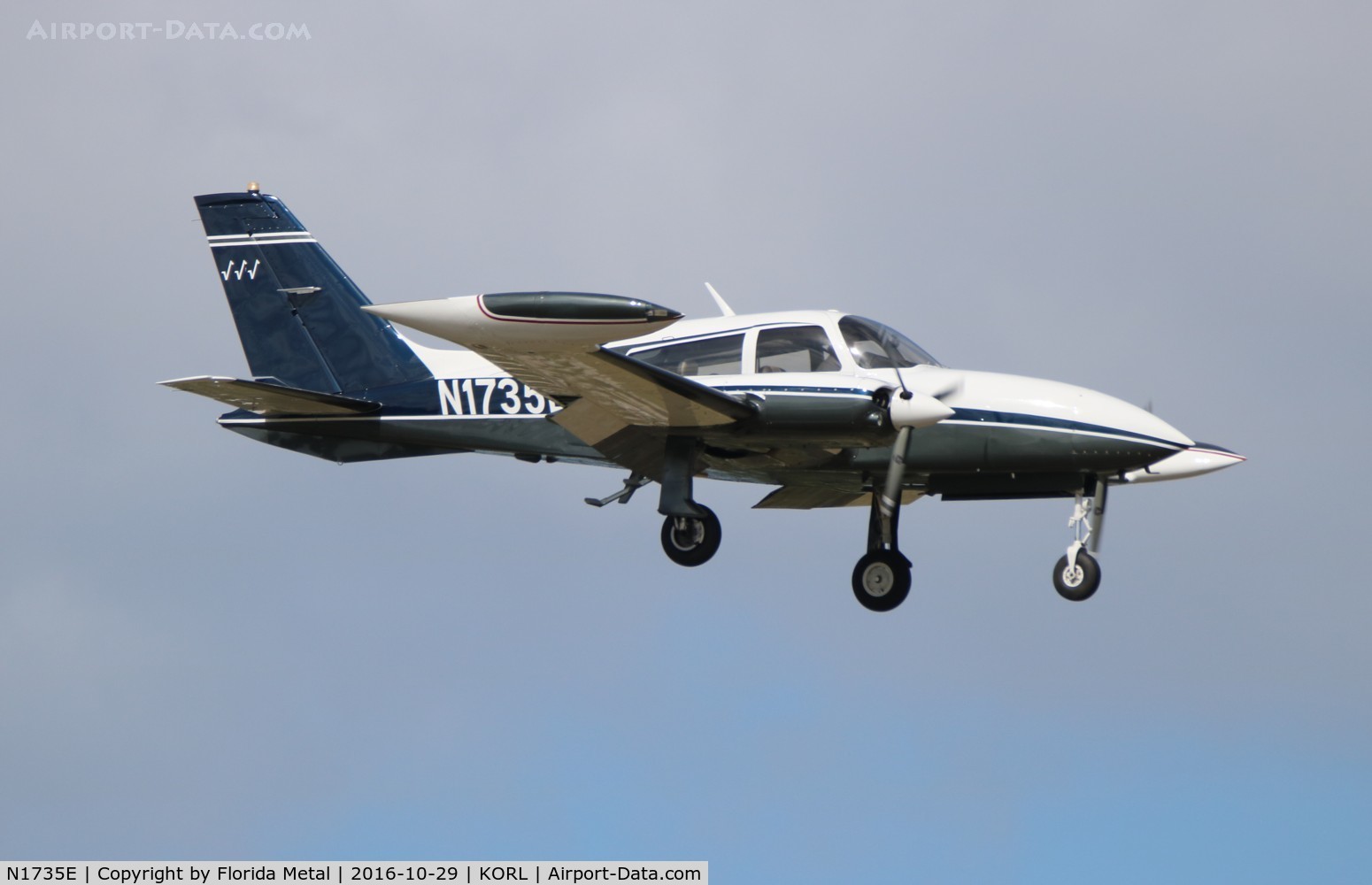 N1735E, 1978 Cessna 310R C/N 310R1555, NBAA ORL 2016
