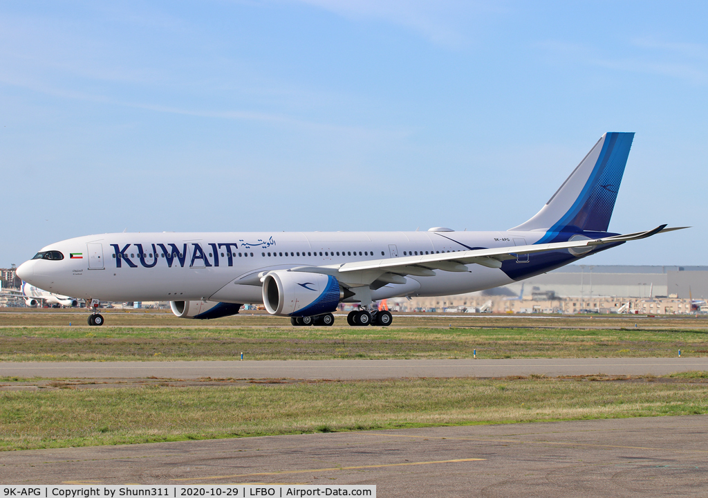9K-APG, 2020 Airbus A330-841 C/N 1969, Delivery day...