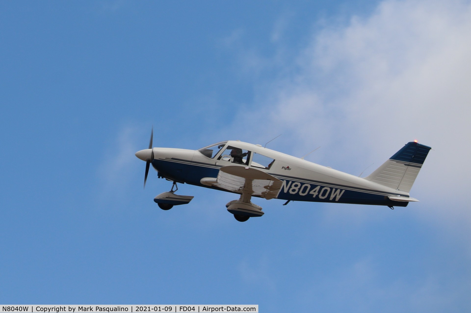 N8040W, 1965 Piper PA-28-180 C/N 28-2108, Piper PA-28-180