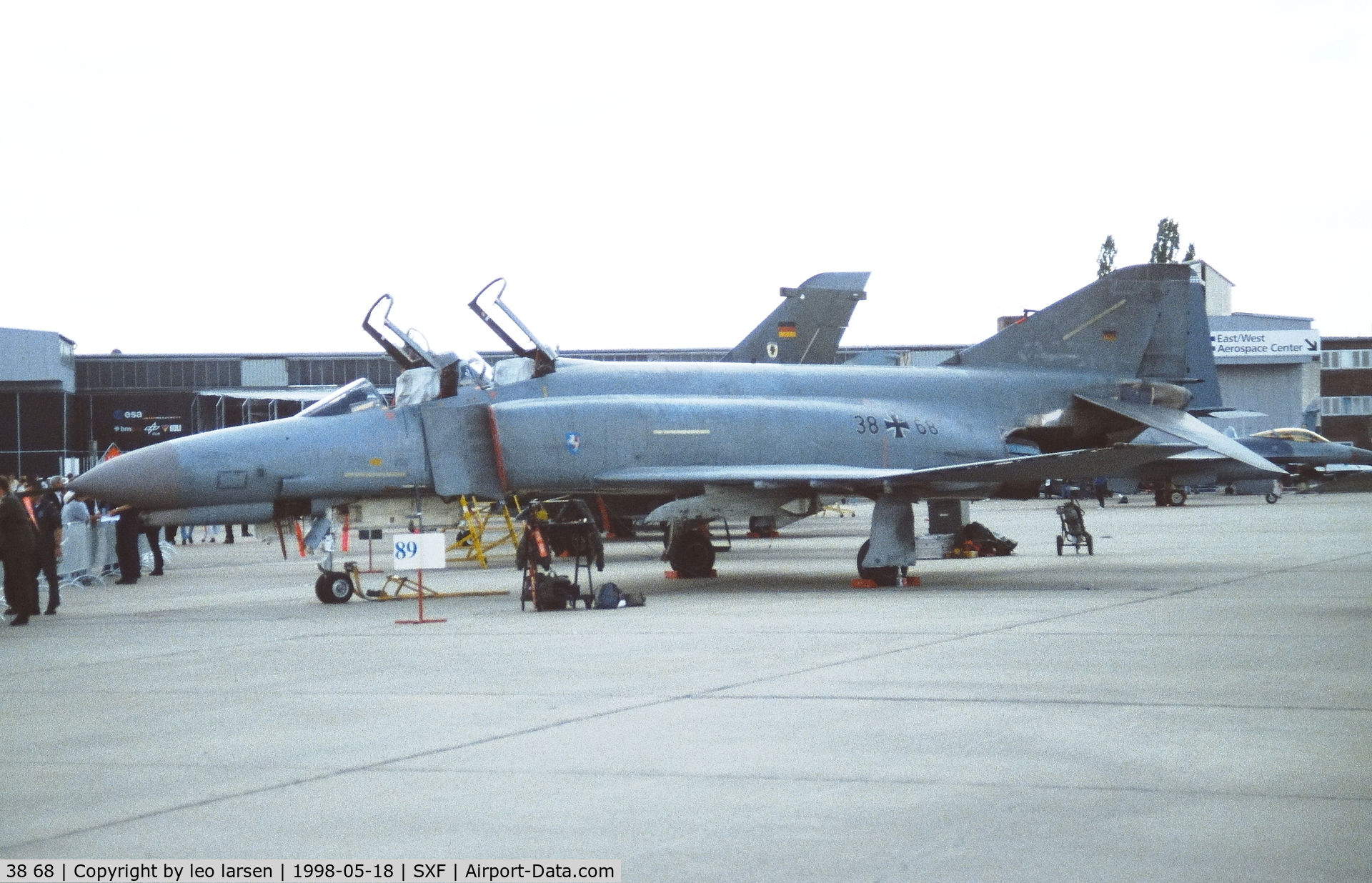 38 68, 1972 McDonnell Douglas F-4F Phantom II C/N 4786, Berlin Air Show 18.5.1998