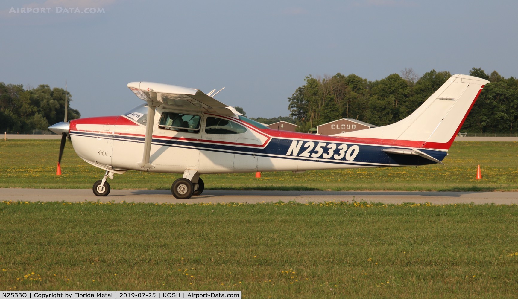 N2533Q, 1966 Cessna 182K Skylane C/N 18257733, EAA OSH 2019