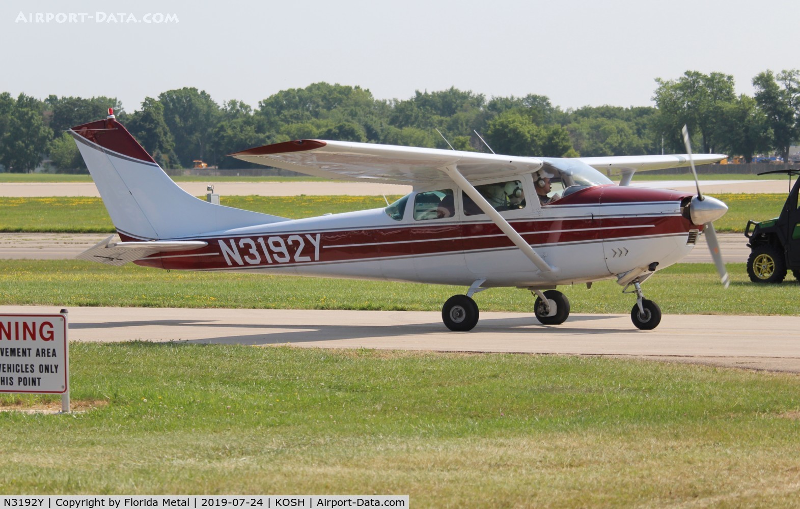 N3192Y, 1962 Cessna 182E Skylane C/N 18254192, EAA OSH 2019