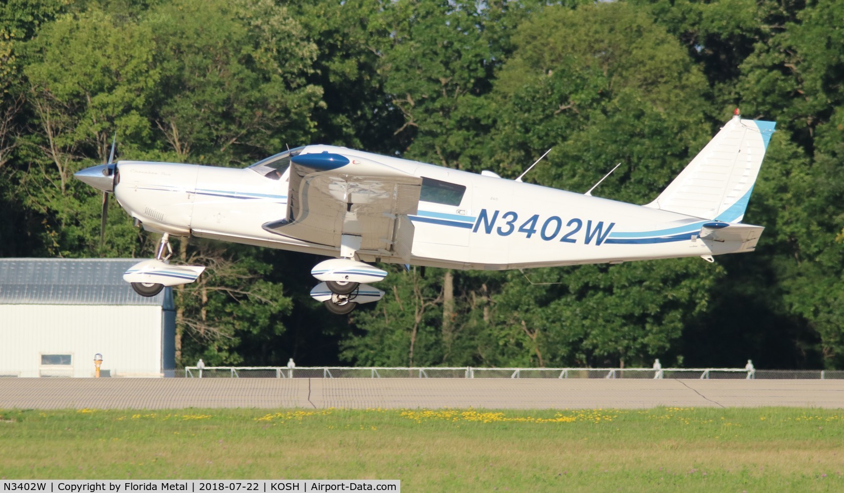 N3402W, 1965 Piper PA-32-260 Cherokee Six C/N 32-262, EAA OSH 2018