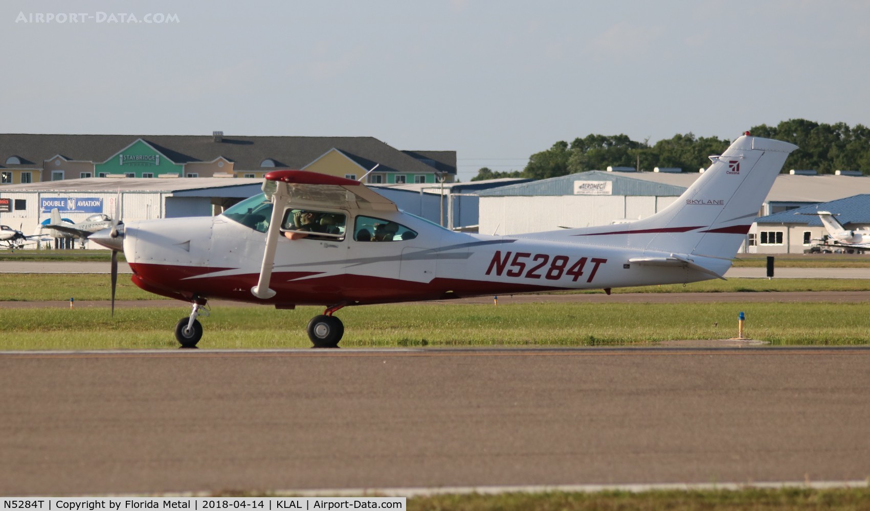 N5284T, Cessna R182 Skylane RG C/N R18201848, SNF LAL 2018
