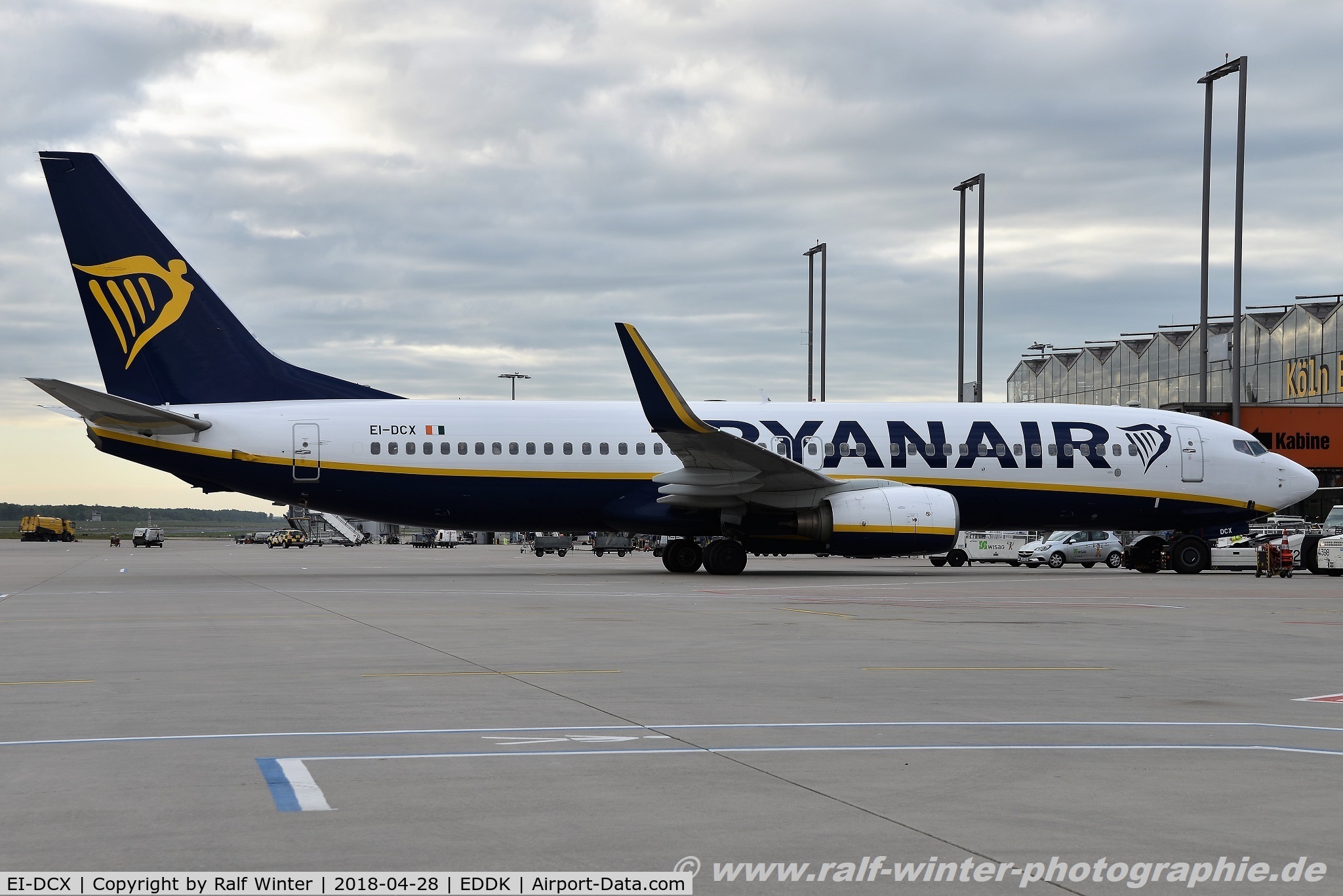 EI-DCX, 2004 Boeing 737-8AS C/N 33569, Boeing 737-8AS(W) - FR RYR Ryanair - 33569 - EI-DCX - 28.04.2018 - CGN