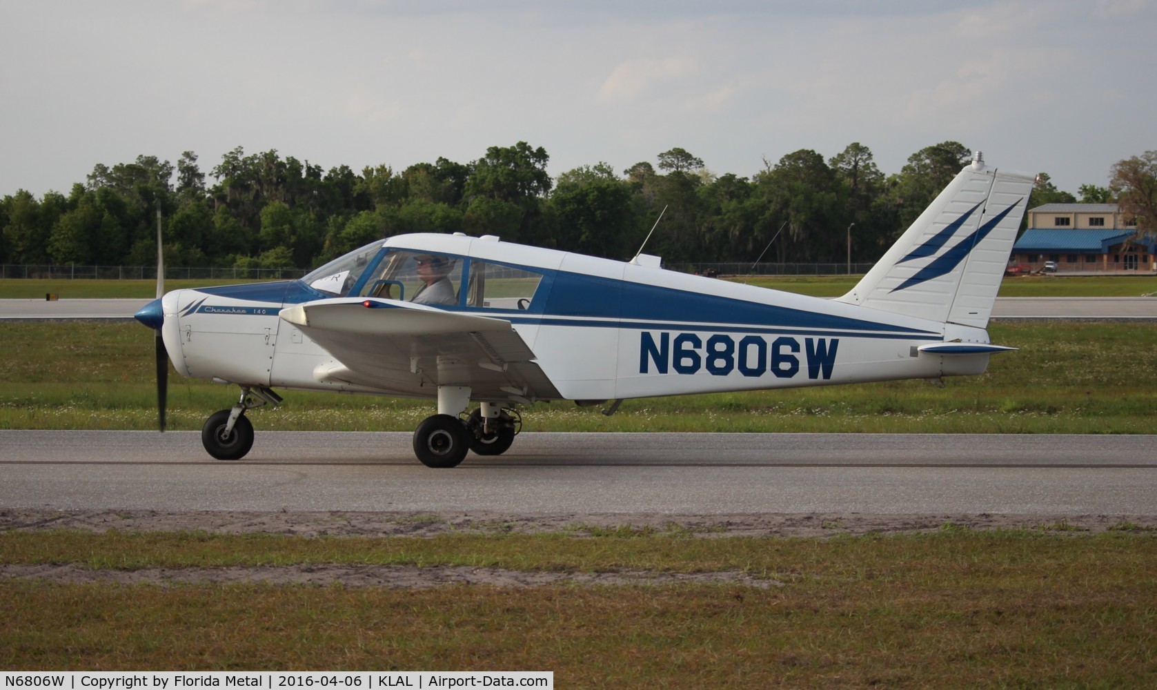 N6806W, 1965 Piper PA-28-140 Cherokee C/N 28-20941, SNF LAL 2016