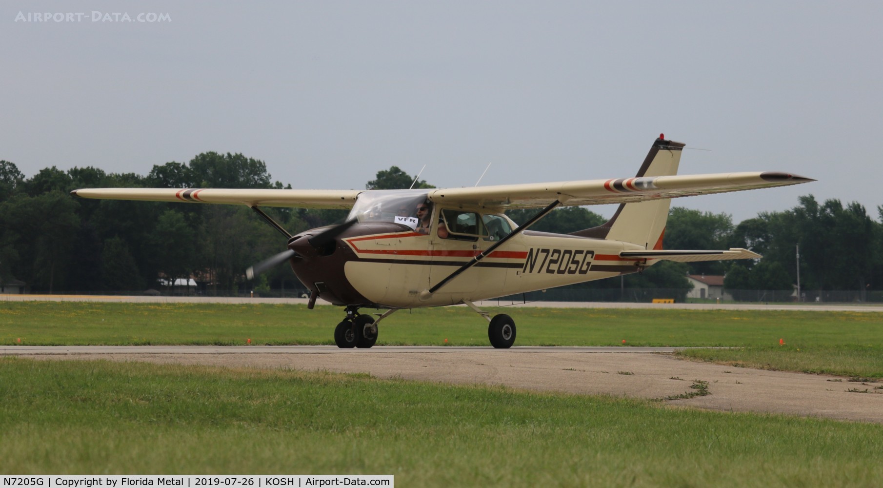 N7205G, 1969 Cessna 172K Skyhawk C/N 17258905, EAA OSH 2019