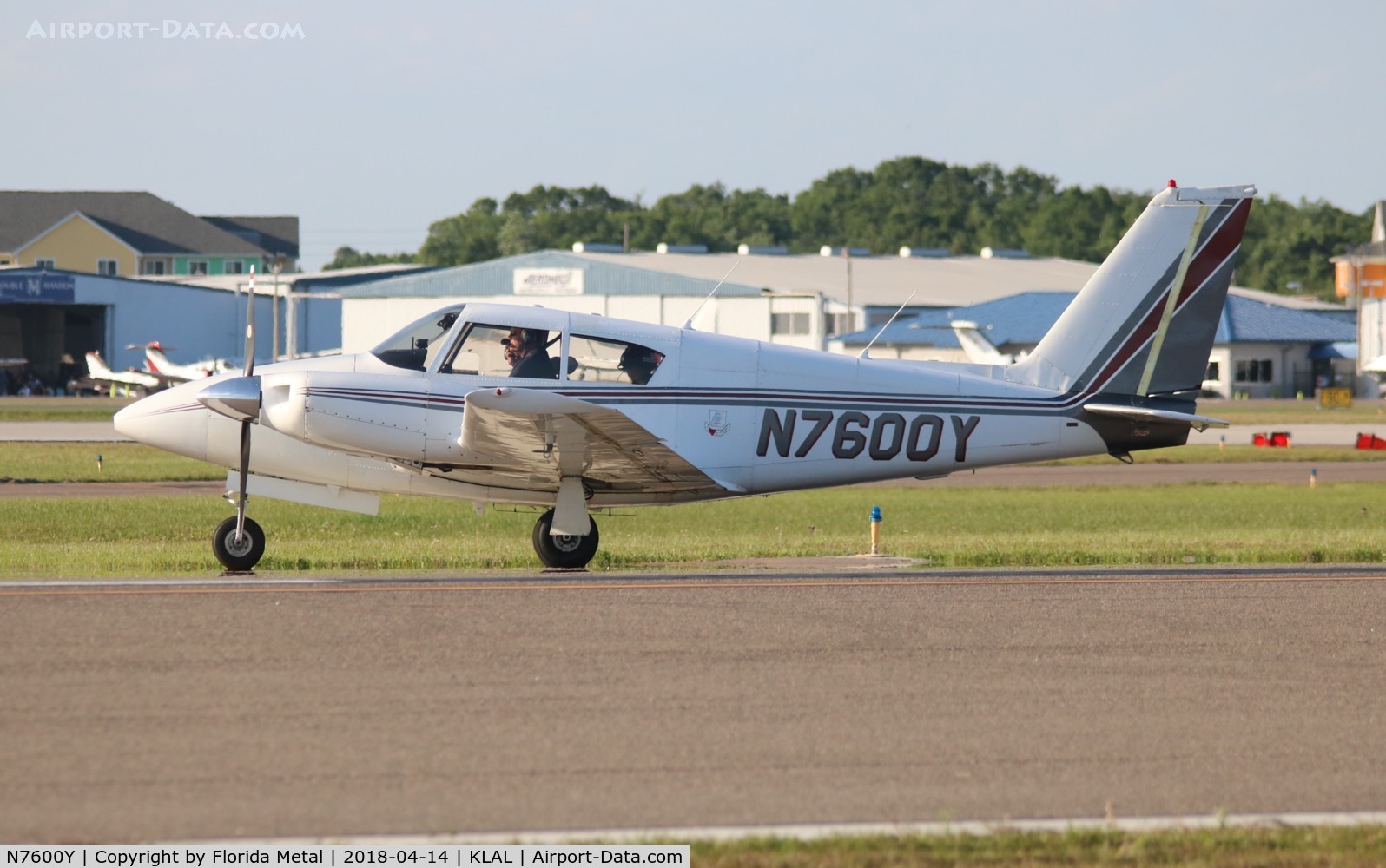 N7600Y, 1964 Piper PA-30 Twin Comanche C/N 30-669, SNF LAL 2018