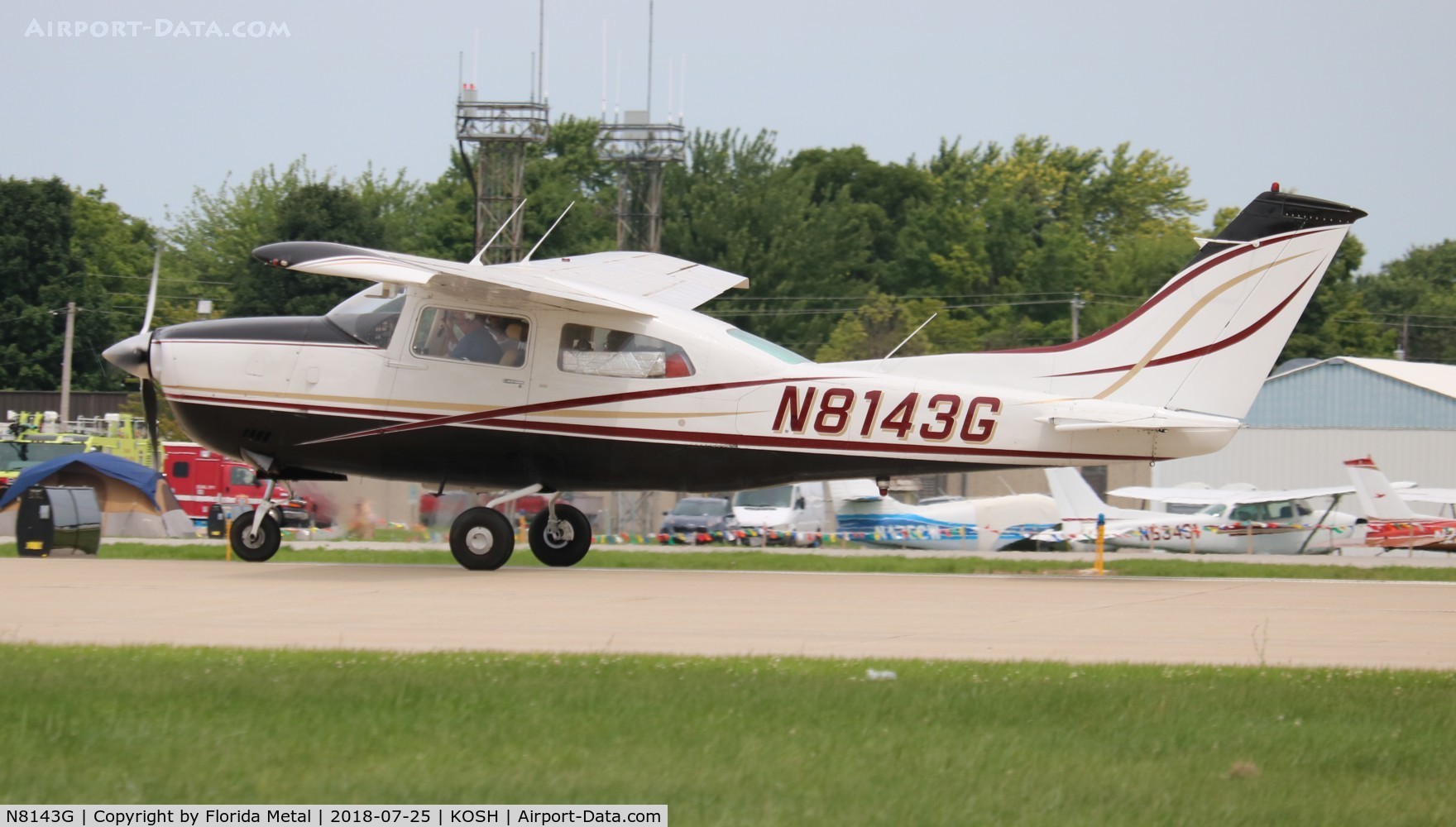N8143G, 1971 Cessna 210K Centurion C/N 21059443, EAA OSH 2018