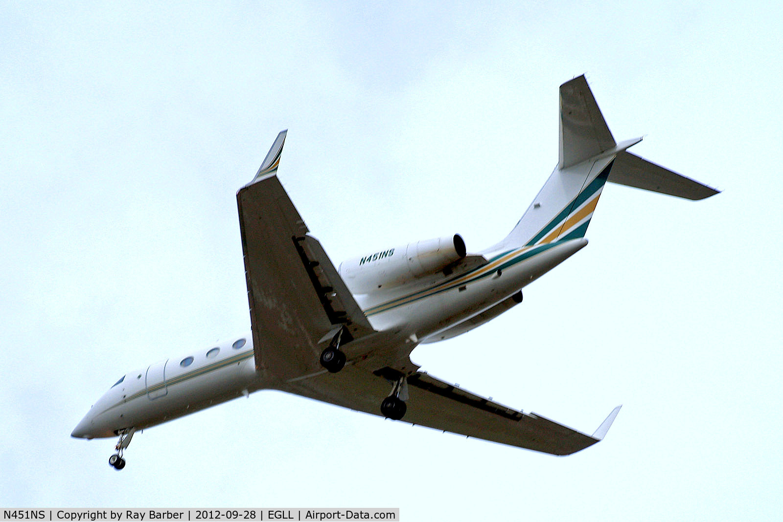 N451NS, 2007 Gulfstream Aerospace GIV-X (G450) C/N 4082, N451NS   Gulfstream G450 [4082] (National Air Services) Home~G 28/09/2012