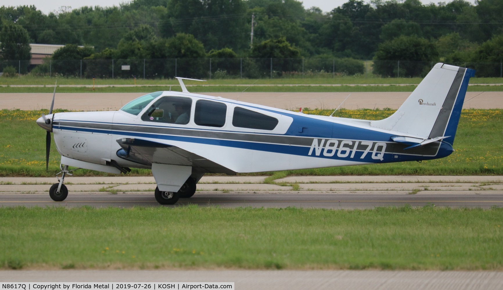 N8617Q, 1964 Beech 35-B33 Debonair C/N CD-812, EAA OSH 2019