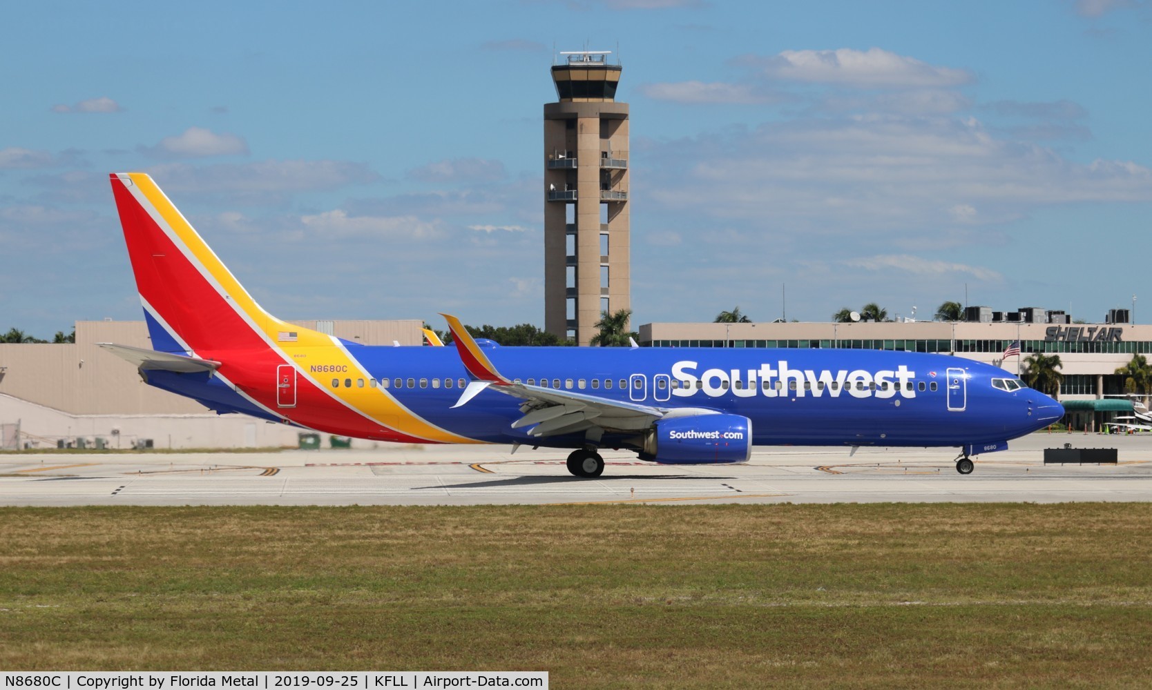 N8680C, 2016 Boeing 737-8H4 C/N 36737, FLL spotting 2019