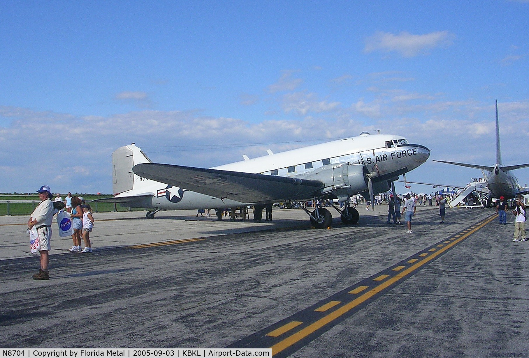 N8704, 1944 Douglas DC3C-S4C4G (TC-47B-30-DK) C/N 33048, Cleveland Airshow 2005