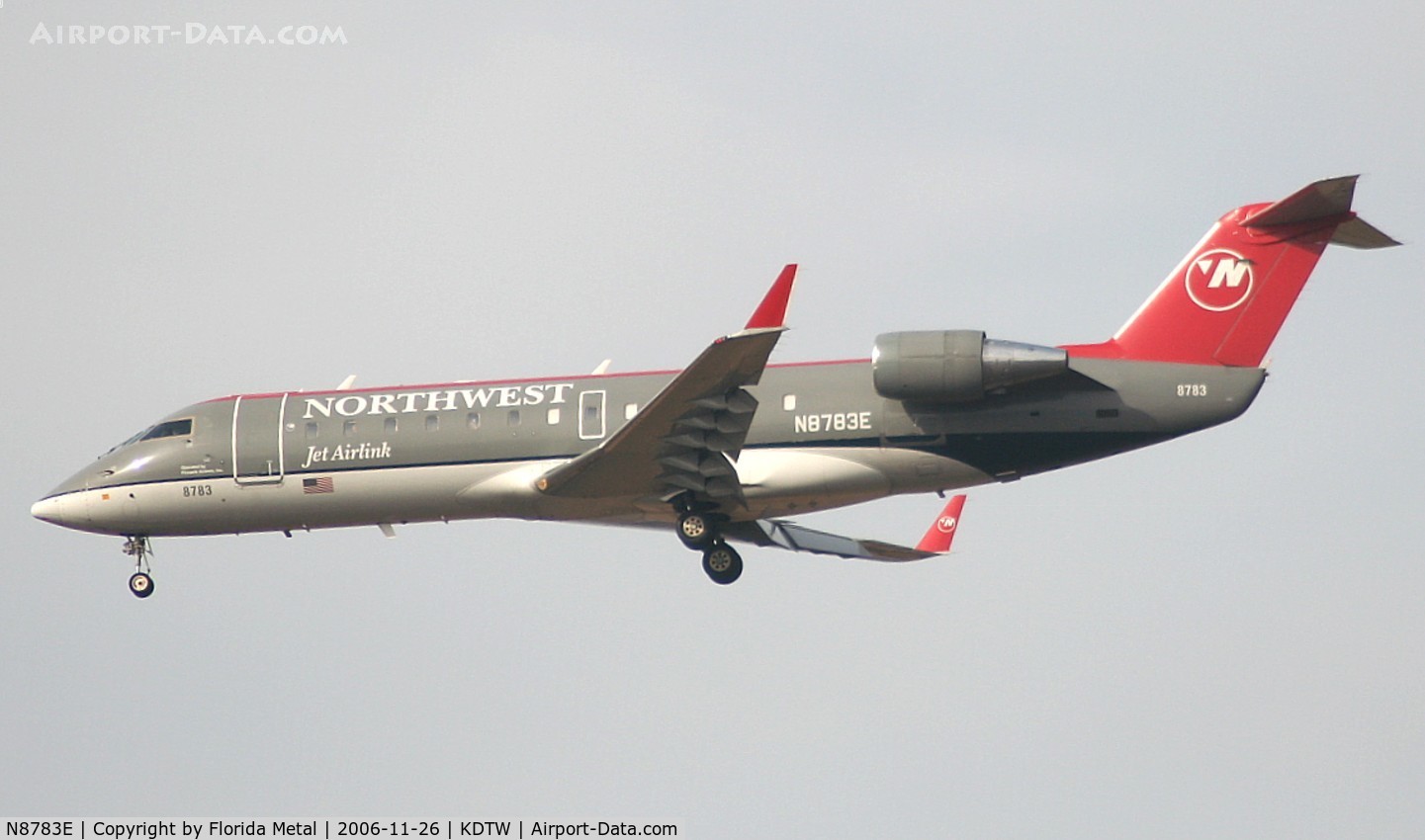 N8783E, 2003 Bombardier CRJ-200 (CL-600-2B19) C/N 7783, DTW spotting 2006