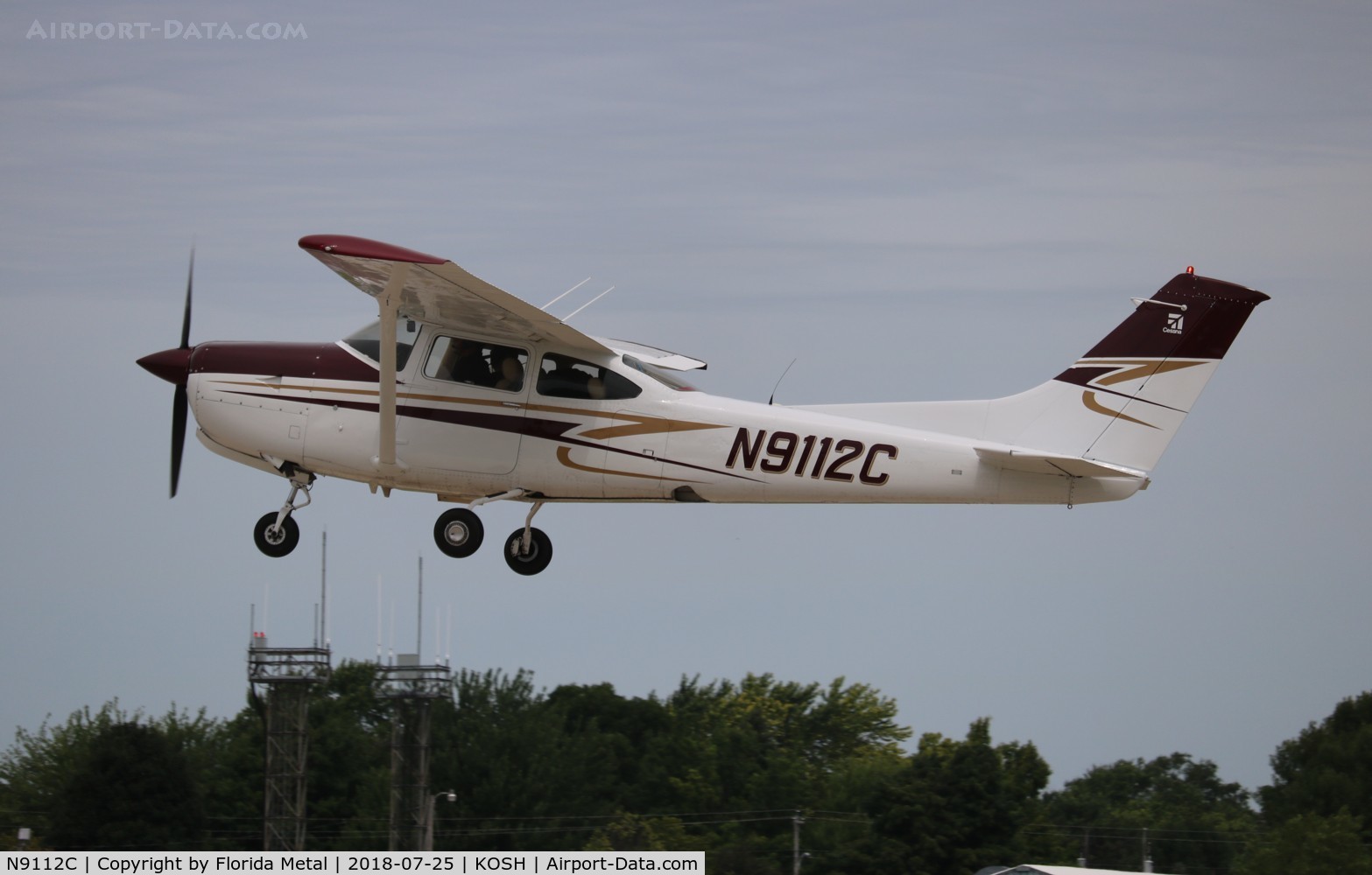 N9112C, 1978 Cessna R182 Skylane RG C/N R18200404, EAA OSH 2018