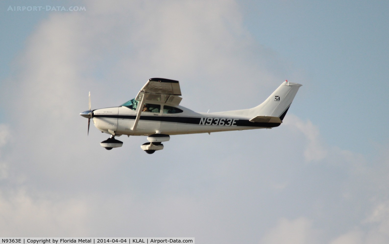 N9363E, 1984 Cessna 182R Skylane C/N 18268403, SNF LAL 2014