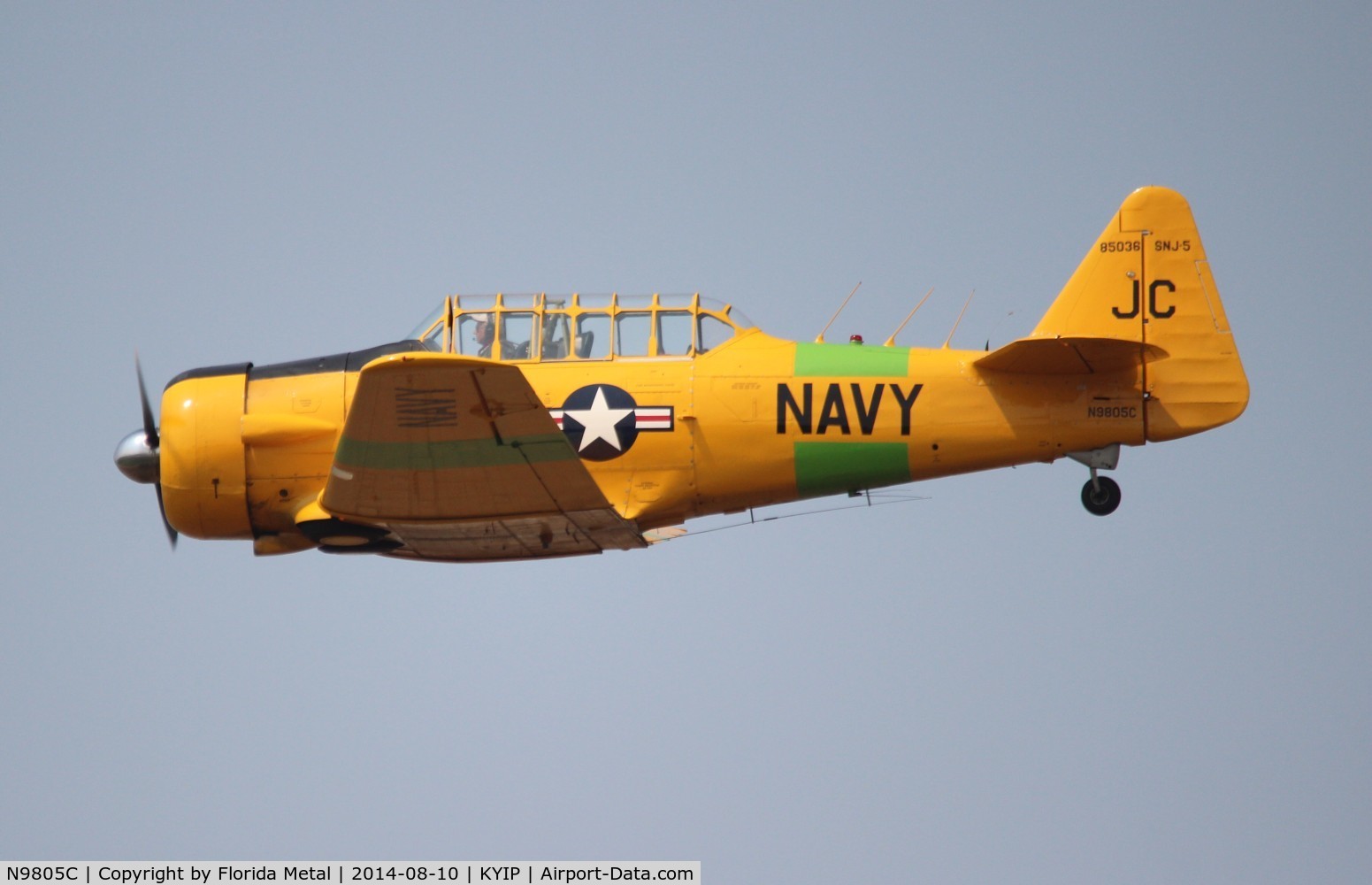 N9805C, 1945 North American SNJ-5B Texan C/N 85036, TOM YIP 2014