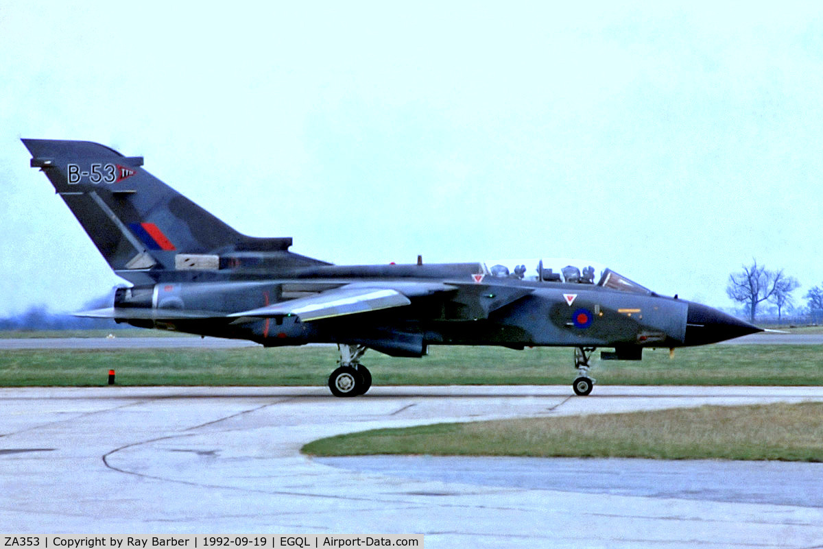 ZA353, 1980 Panavia Tornado GR.1 C/N 028/BS006/3014, ZA353   BAe/Panavia Tornado GR.1 [BS006] (Royal Air Force) RAF Leuchars~G 19/09/1992