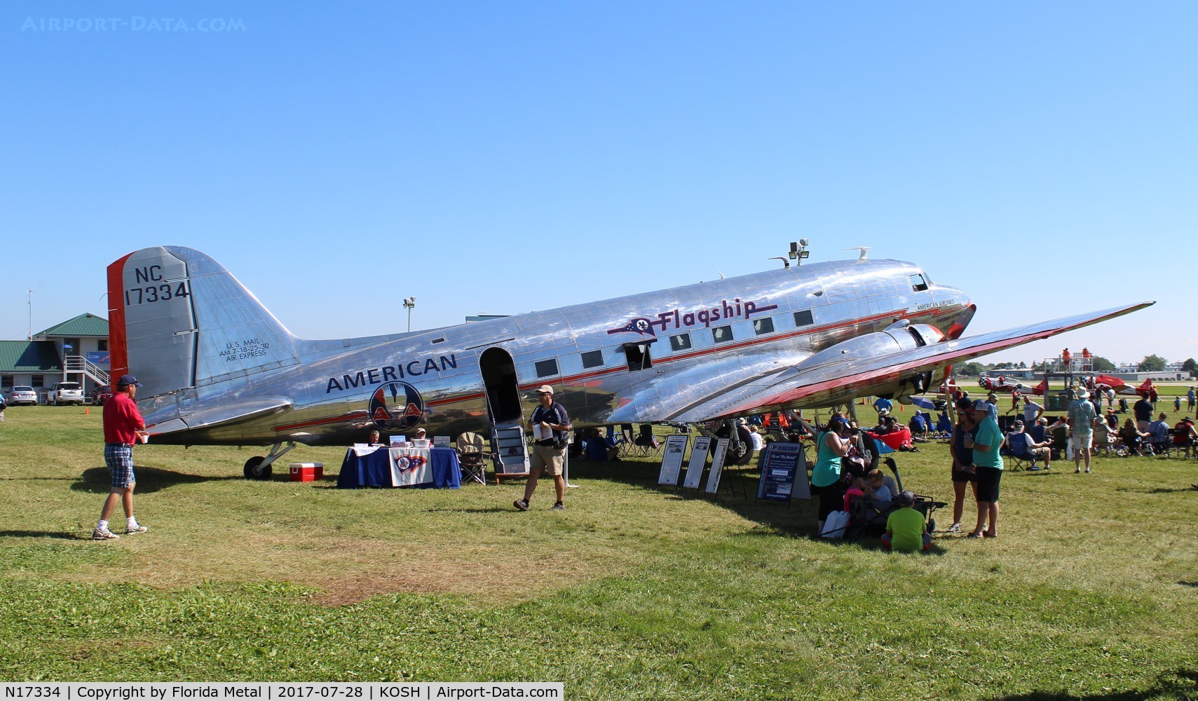 N17334, 1937 Douglas DC-3-178 C/N 1920, EAA OSH 2017