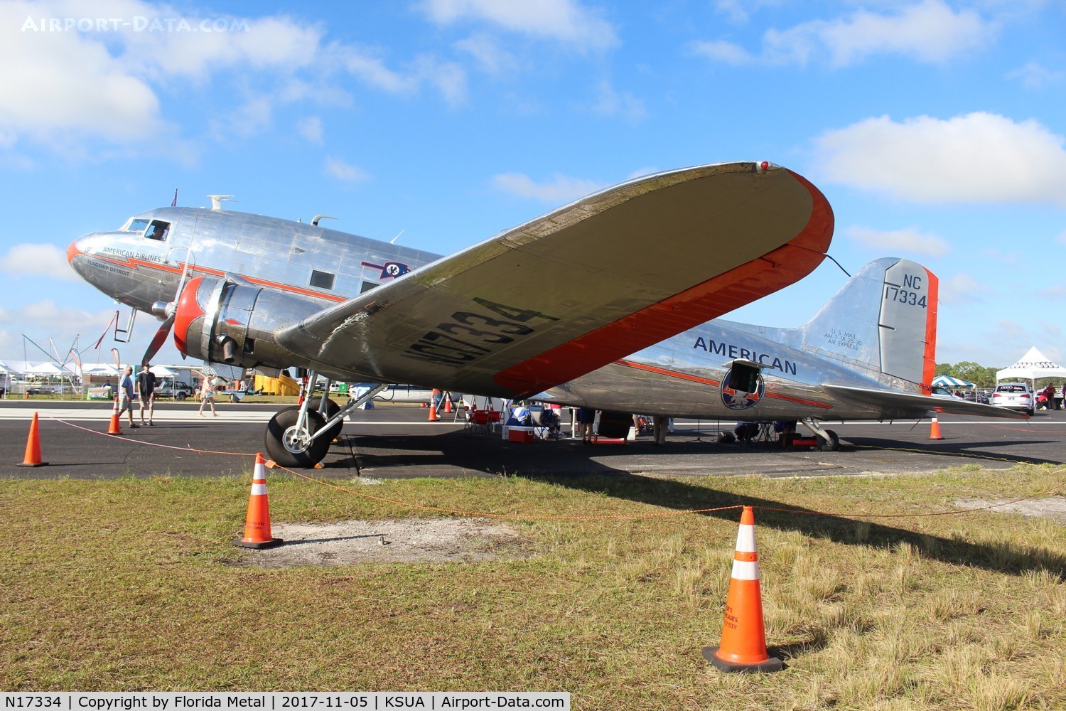 N17334, 1937 Douglas DC-3-178 C/N 1920, Stuart 2017