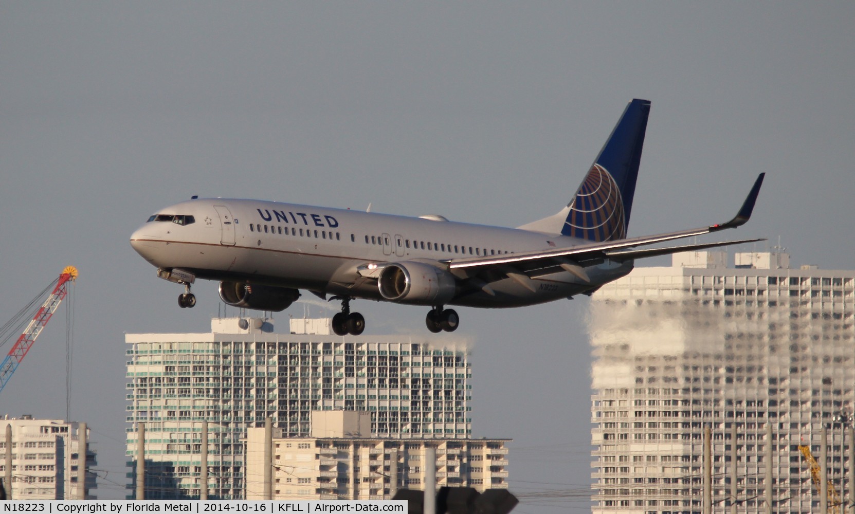 N18223, 1998 Boeing 737-824 C/N 28932, FLL spotting 2014