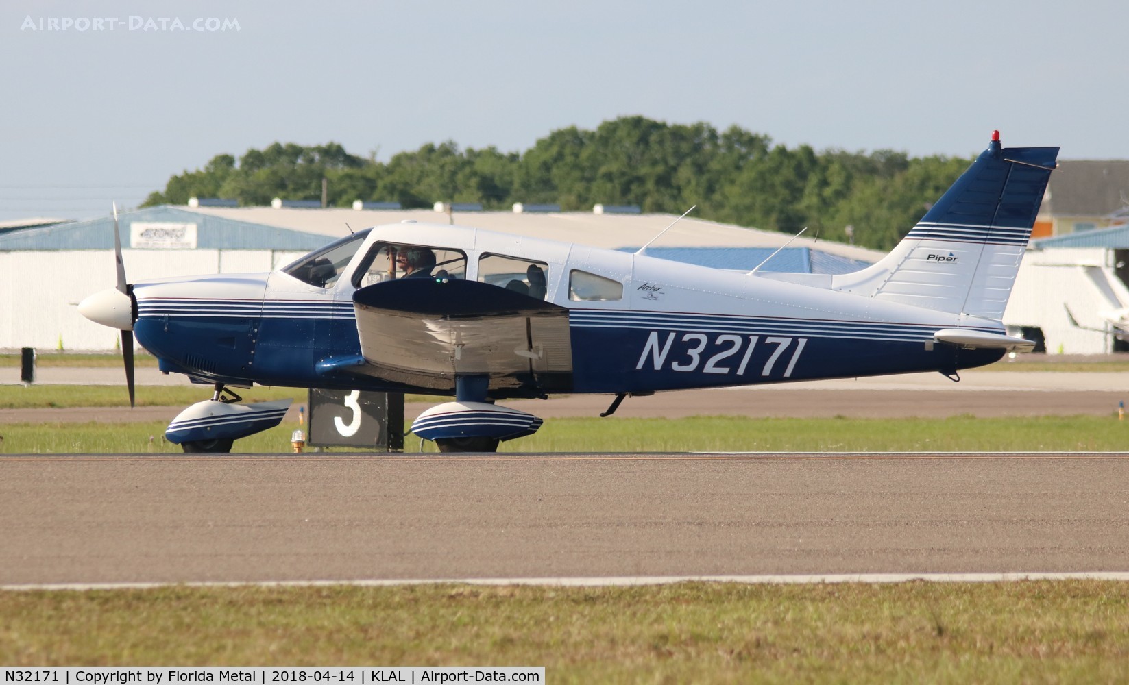 N32171, 1974 Piper PA-28-180 C/N 28-7505033, SNF LAL 2018