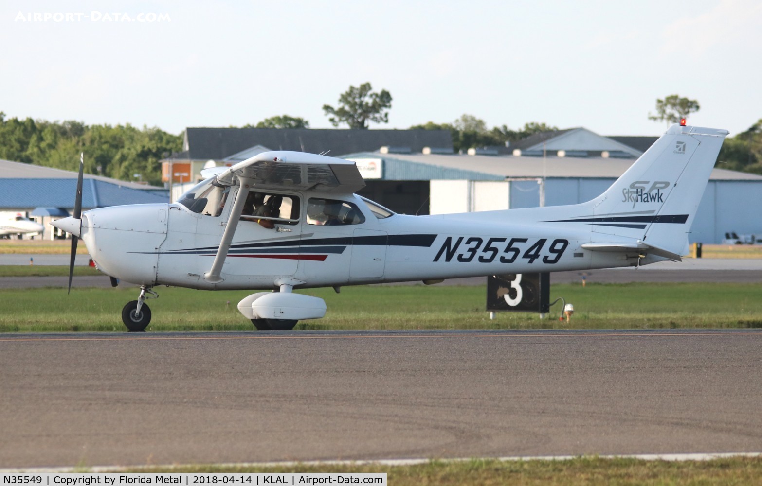 N35549, 2001 Cessna 172S C/N 172S8957, SNF LAL 2018