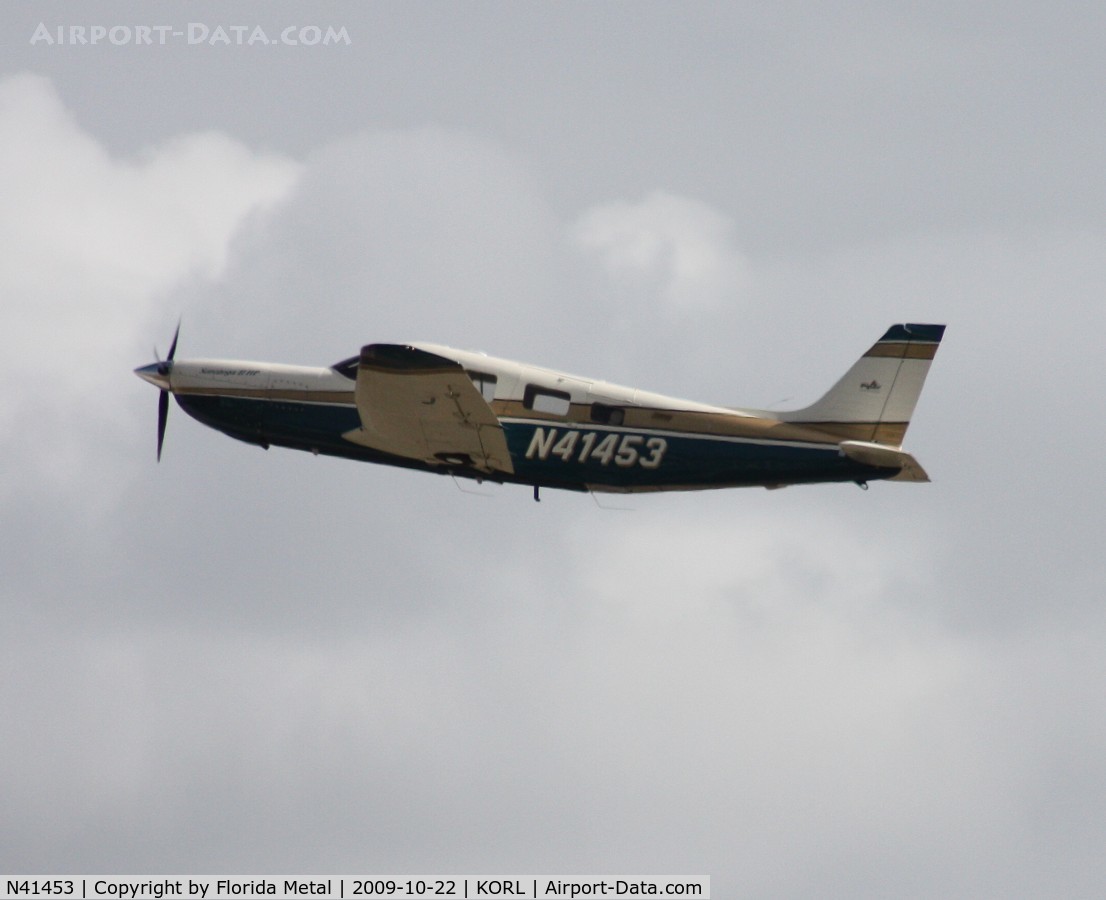 N41453, 1999 Piper PA-32R-301 C/N 3246148, NBAA ORL 2009