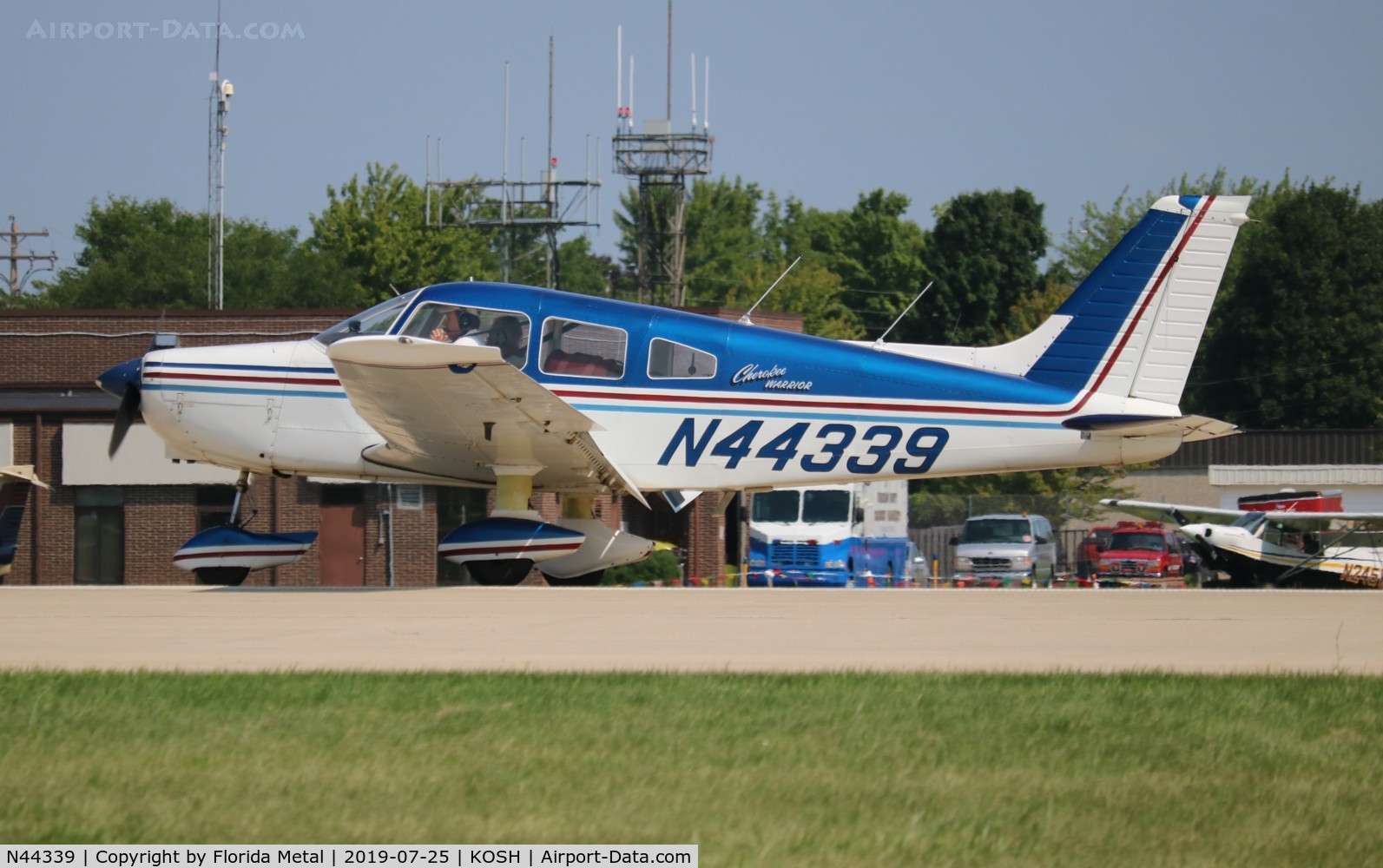 N44339, 1974 Piper PA-28-151 Cherokee Warrior C/N 28-7415623, EAA OSH 2019