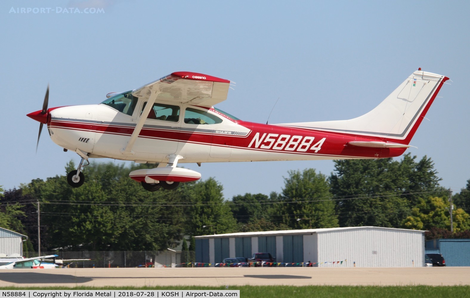N58884, 1973 Cessna 182P Skylane C/N 18262373, EAA OSH 2018