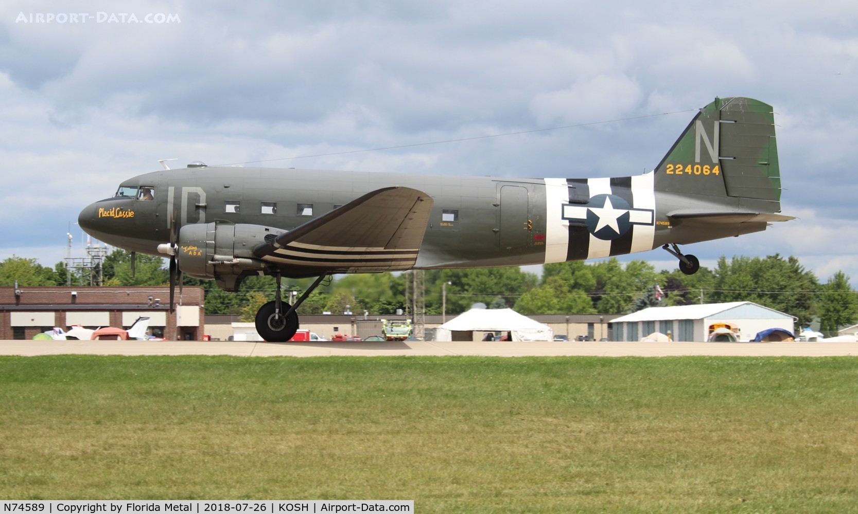 N74589, 1943 Douglas DC3C-S1C3G (C-47A) C/N 9926, EAA OSH 2018