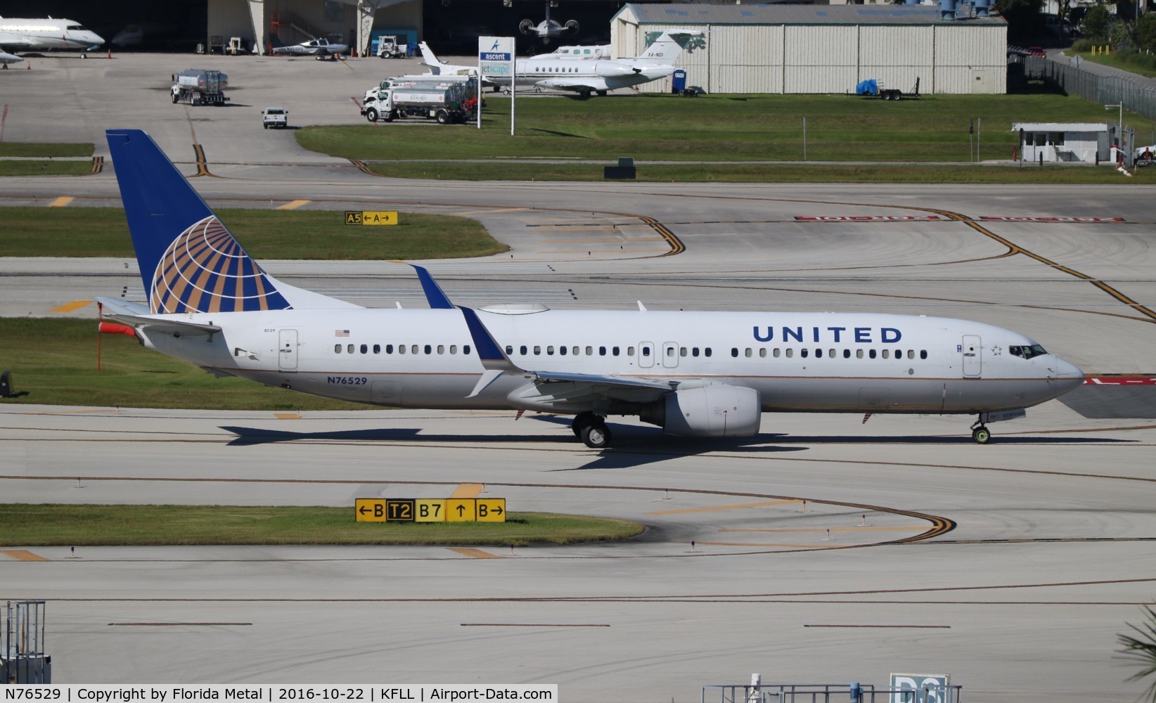 N76529, 2010 Boeing 737-824 C/N 31652, FLL spotting 2016